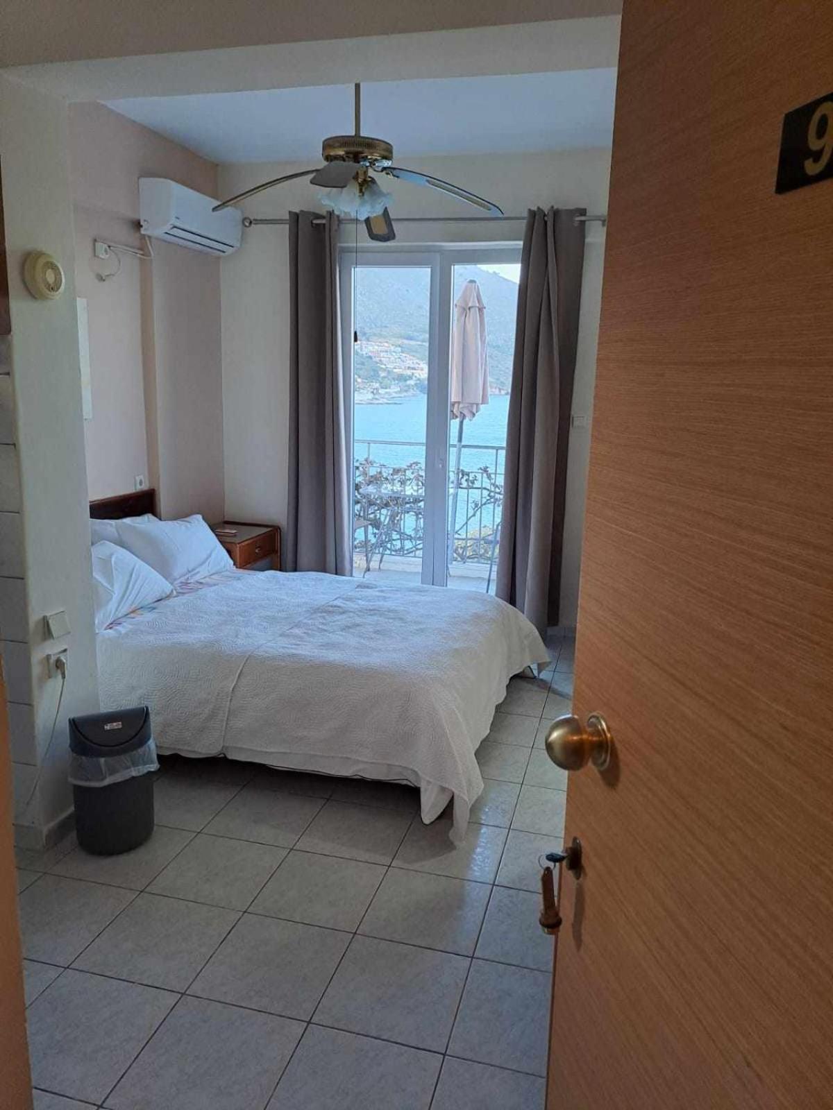 Ballas Apartments Айя-Евфимия Экстерьер фото