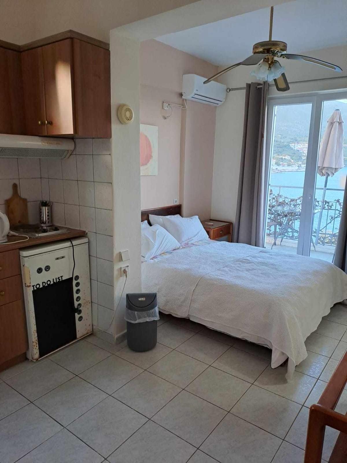 Ballas Apartments Айя-Евфимия Экстерьер фото