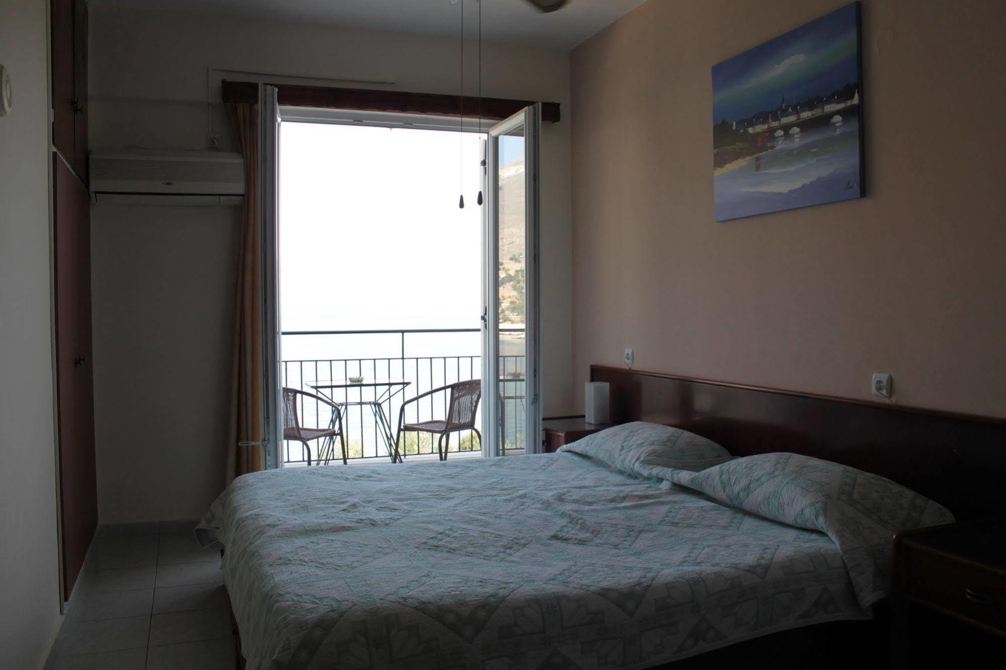 Ballas Apartments Айя-Евфимия Экстерьер фото